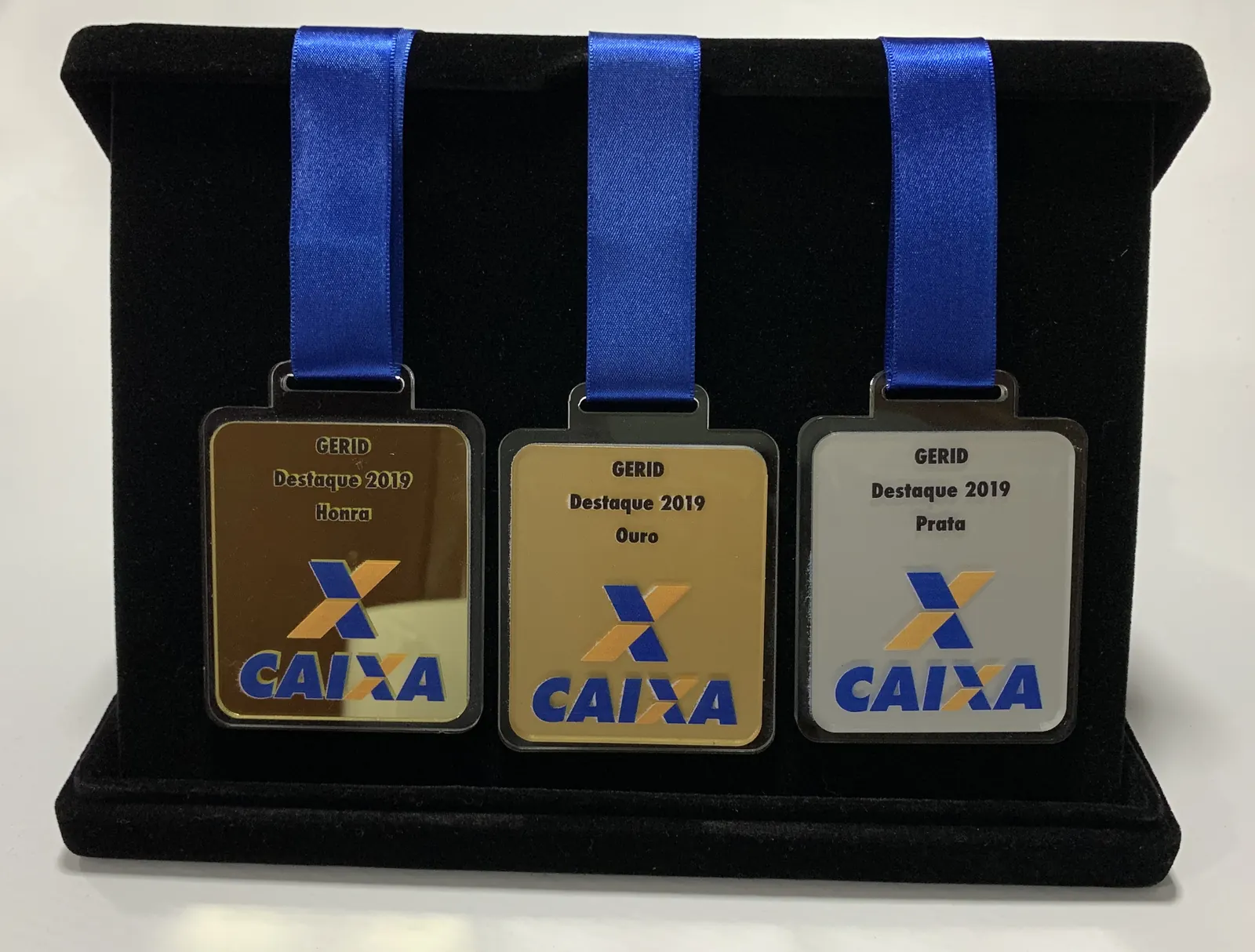 Medalha personalizada: kits com estojo