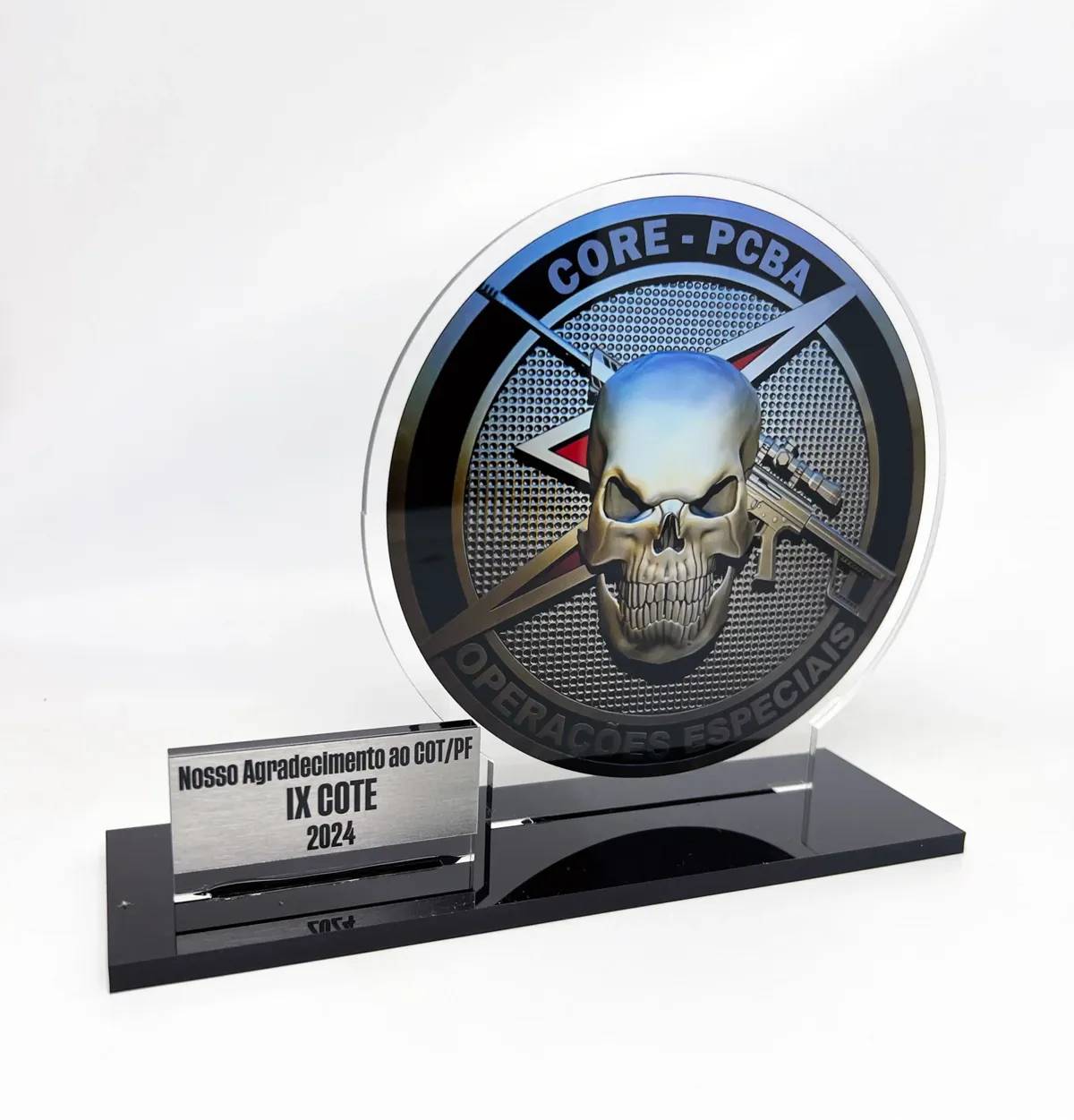 Troféu personalizado em acrílico