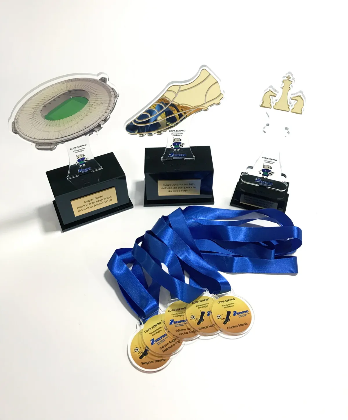 Troféus e medalhas personalizados para campeonato de futebol