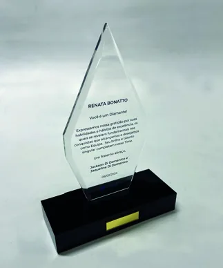 Troféu Homenagem chanfrada. Alto padrão com acabamento chanfrado