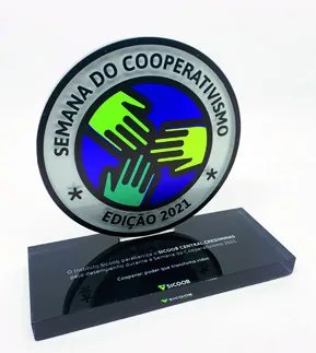 Troféu Semana do Cooperativismo. Troféu alto padrão em acrílico