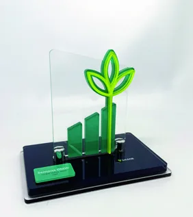 Troféu Crescimento. Troféu padrão médio em acrílico