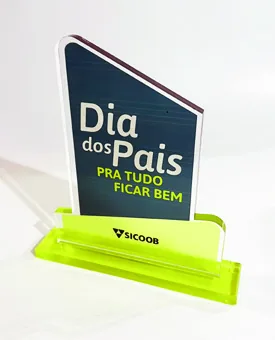 Troféu Dia dos Pais Sicoob. Troféu padrão médio em acrílico
