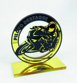 Troféu Piloto Destaque. Troféu padrão médio em acrílico