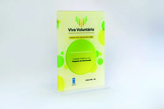 Troféu Viva Voluntário. Troféu padrão em acrílico com impressão UV