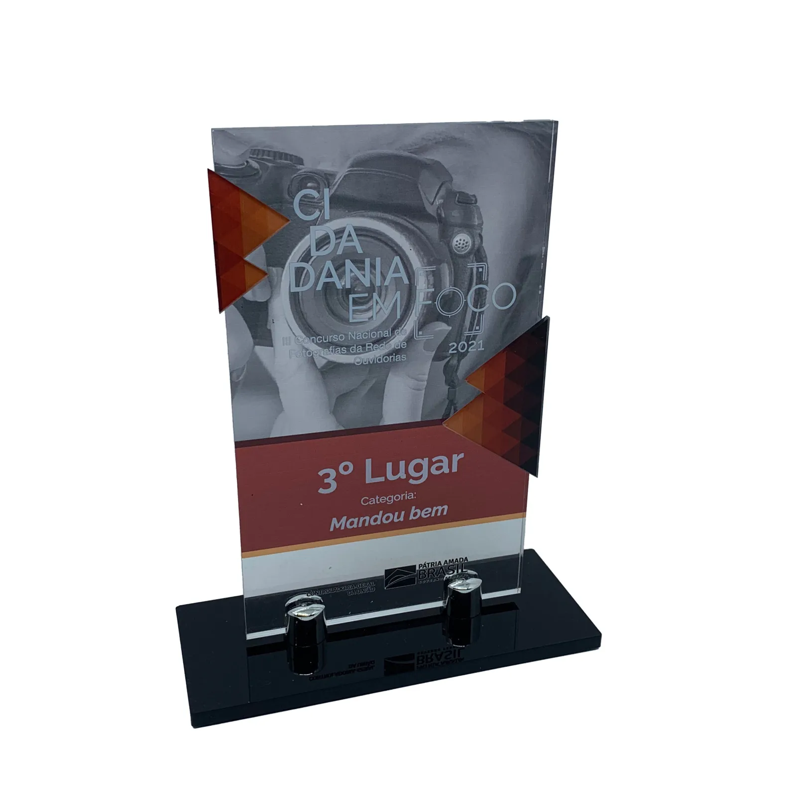 Troféu CNJ 3º lugar. Acrílico com impressão UV