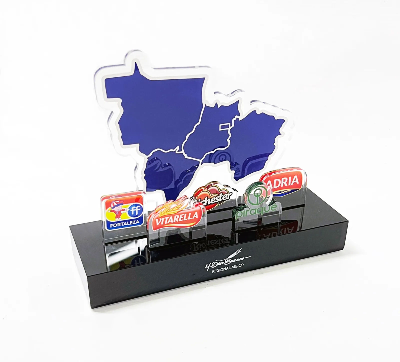 Troféu mapa. Acrílico com recortes