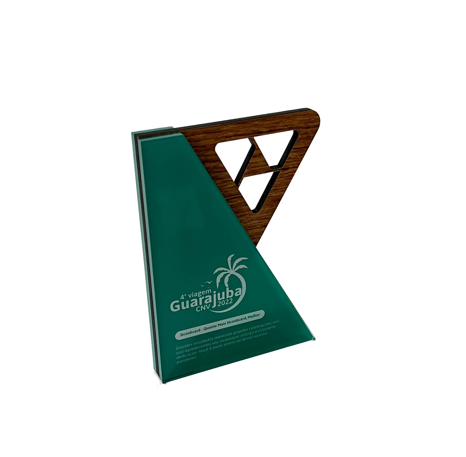 Troféu Sicoob. Acrílico verde em camadas