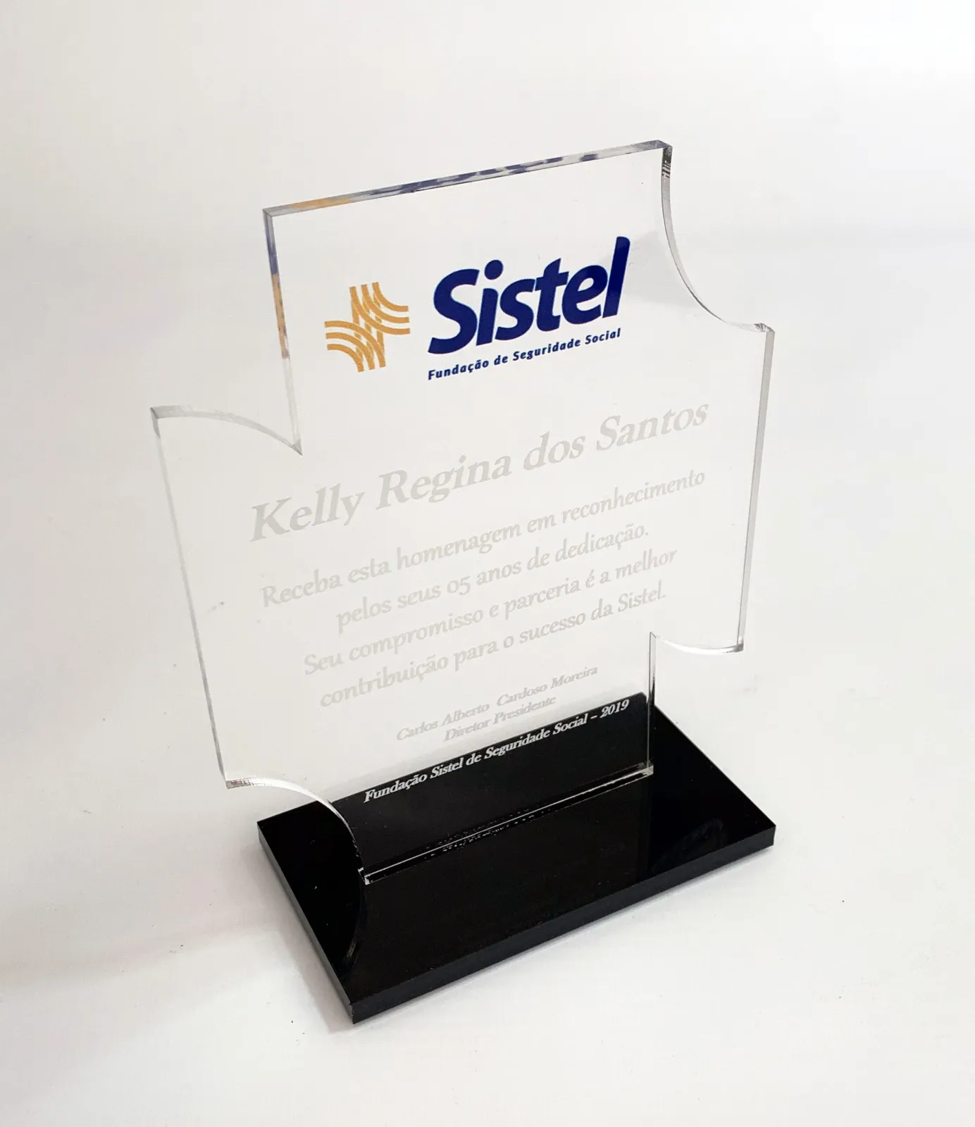 Troféu Sistel. Acrílico cristal gravado